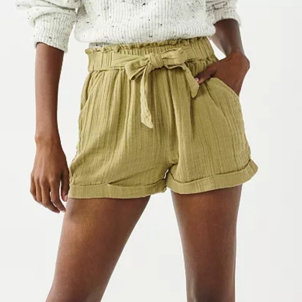 NWOT SO Medium Olive Green Camp Shorts